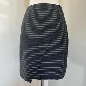 LOFT gray white stripe skirt asymmetrical front detail invisible zip lined sz 2